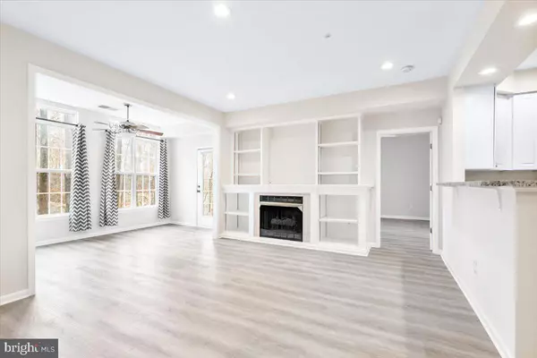 Alexandria, VA 22315,7708-B HAYNES POINT WAY #9B