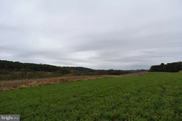 6168 GREENAWALT RD, Lenhartsville, PA 19534