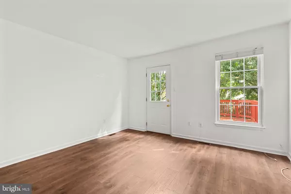 Elkridge, MD 21075,6644 DUCKETTS LN #28-5