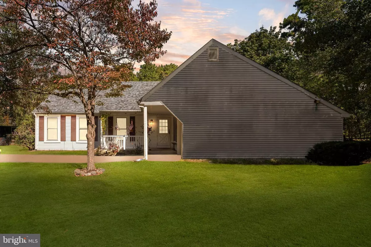 Chatsworth, NJ 08019,25 PANAMA RD