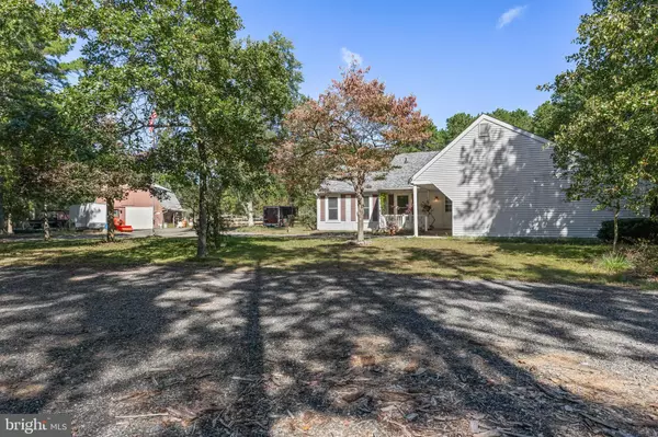 Chatsworth, NJ 08019,25 PANAMA RD