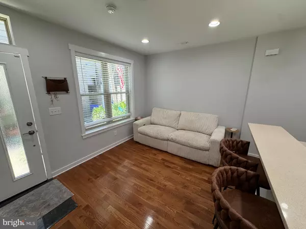 Philadelphia, PA 19147,901 S SCHELL