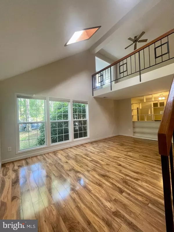 Arlington, VA 22205,6356 12TH ST N