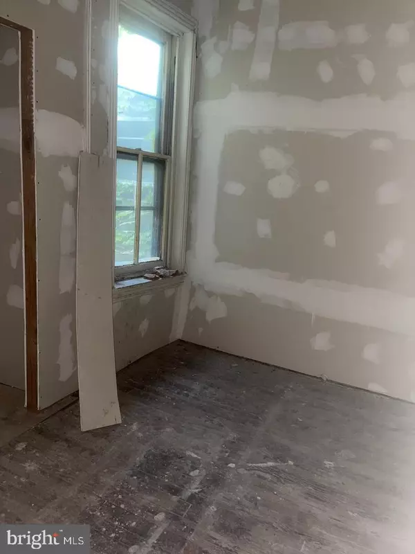 Philadelphia, PA 19139,885 N 48TH ST