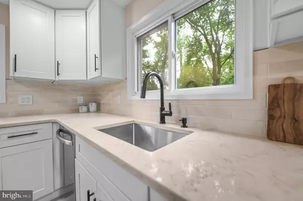 Elkins Park, PA 19027,8208 FORREST AVE