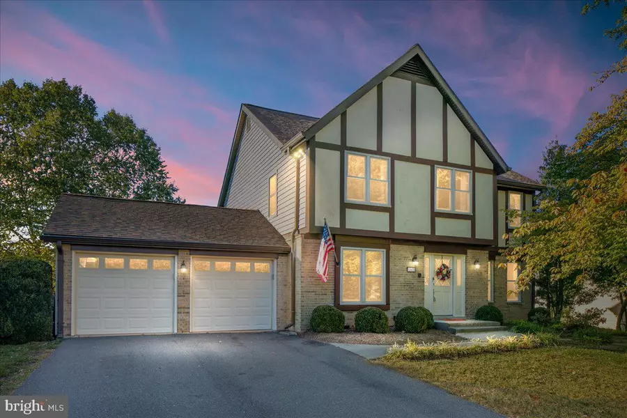 12436 WENDELL HOLMES RD, Herndon, VA 20171