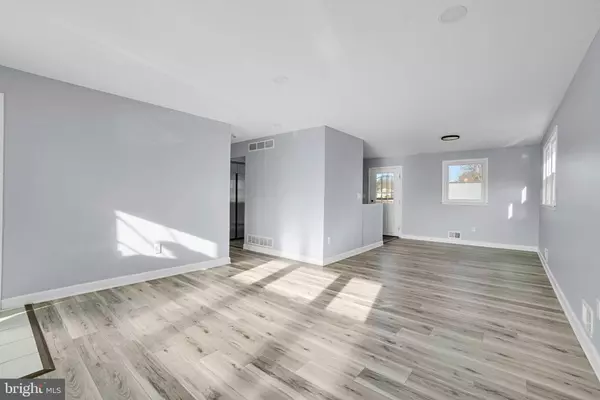 Baltimore, MD 21207,5922 BALTIMORE ST