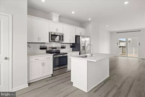 Ranson, WV 25438,39 CAPITOL MEWS