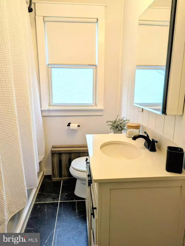 Pottstown, PA 19464,1215 N FRANKLIN ST