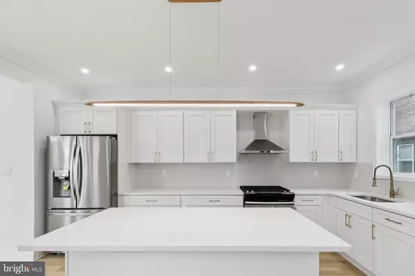 Philadelphia, PA 19144,137 W MANHEIM ST