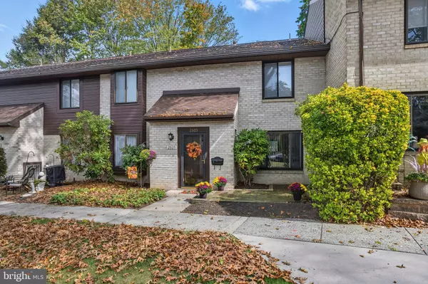 2605 RED OAK CIR, Springfield, PA 19064