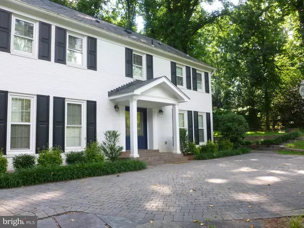 Mclean, VA 22102,7829 OLD DOMINION DR