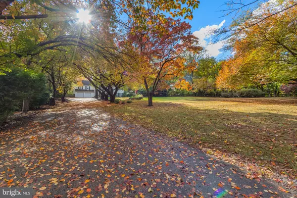 Mclean, VA 22102,7829 OLD DOMINION DR