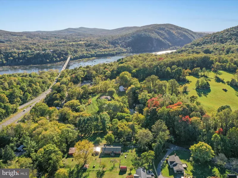 623 DOCS LN, Knoxville, MD 21758