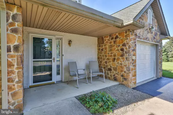 Easton, PA 18040,1572 UPSTREAM FARM RD