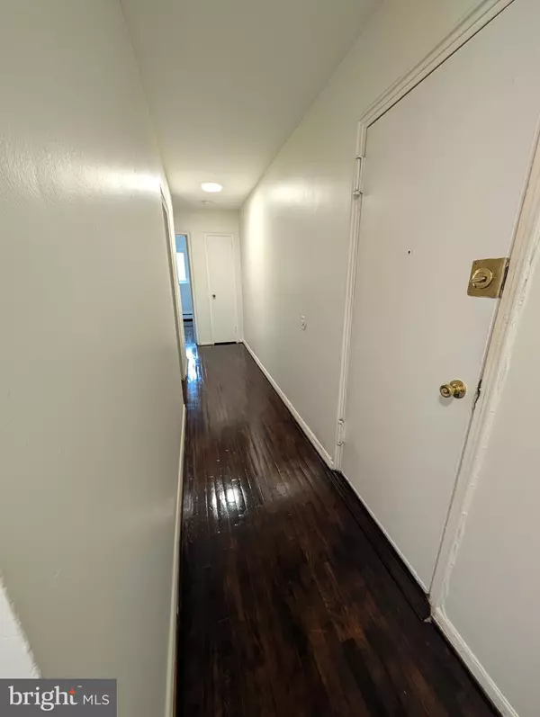 Rockville, MD 20850,311 DAWSON AVE #5