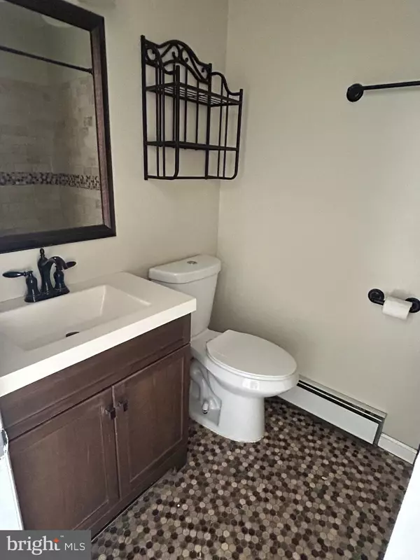 Philadelphia, PA 19111,729 SOLLY AVE