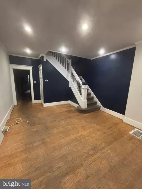 Camden, NJ 08103,1261 KENWOOD AVE