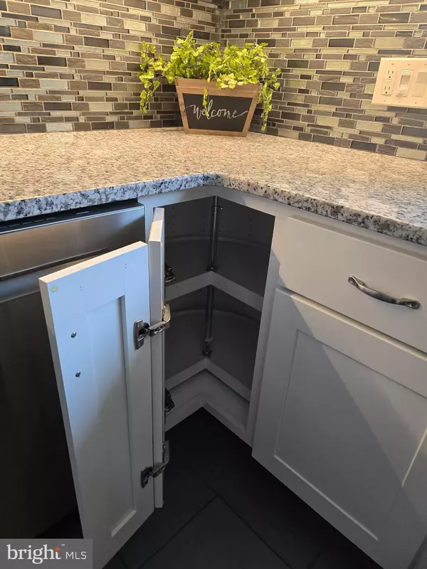 Williamstown, NJ 08094,136 CORA AVE