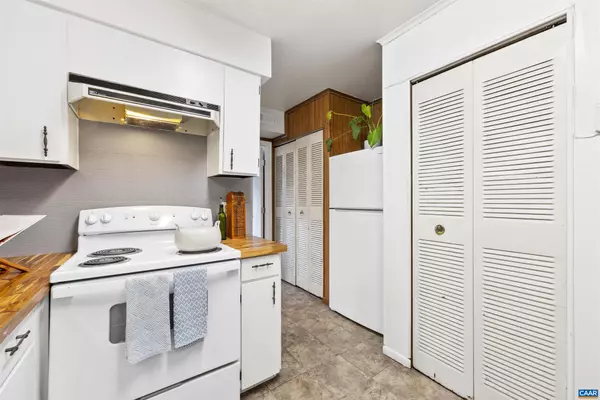 Charlottesville, VA 22903,2100 JEFFERSON PARK AVE