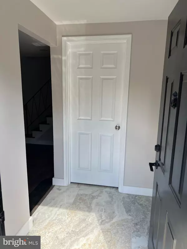 Philadelphia, PA 19115,1132 ALTON PL