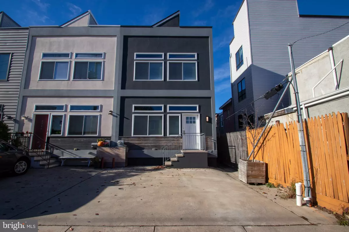 Philadelphia, PA 19125,2304 E SERGEANT ST