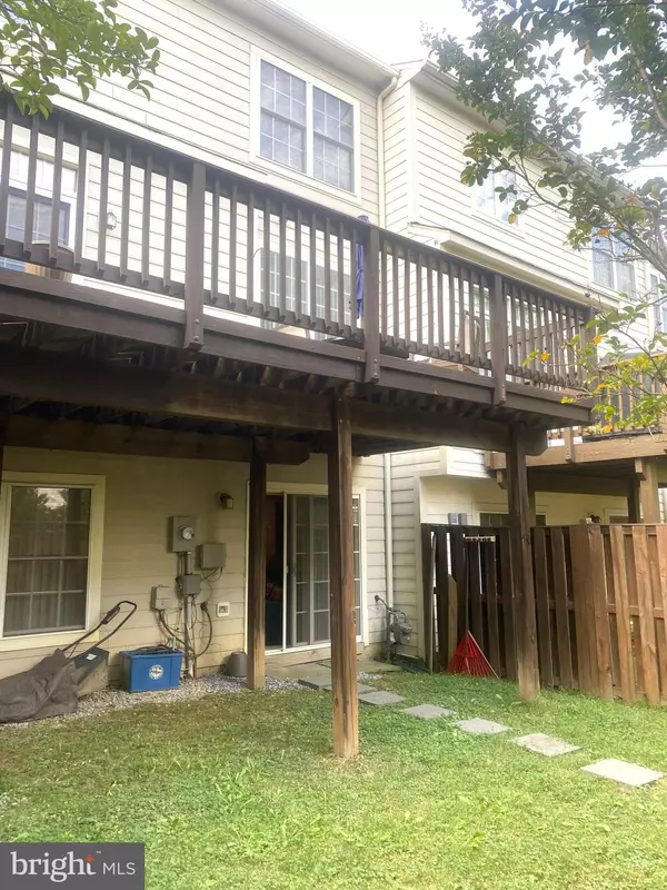 Herndon, VA 20170,168 HERNDON MILL CIR #(BASEMENT SUITE)