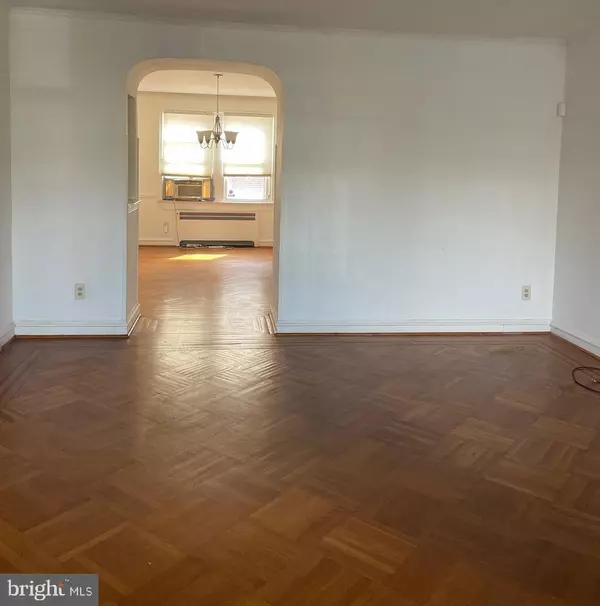 Philadelphia, PA 19149,6111 CASTOR AVE