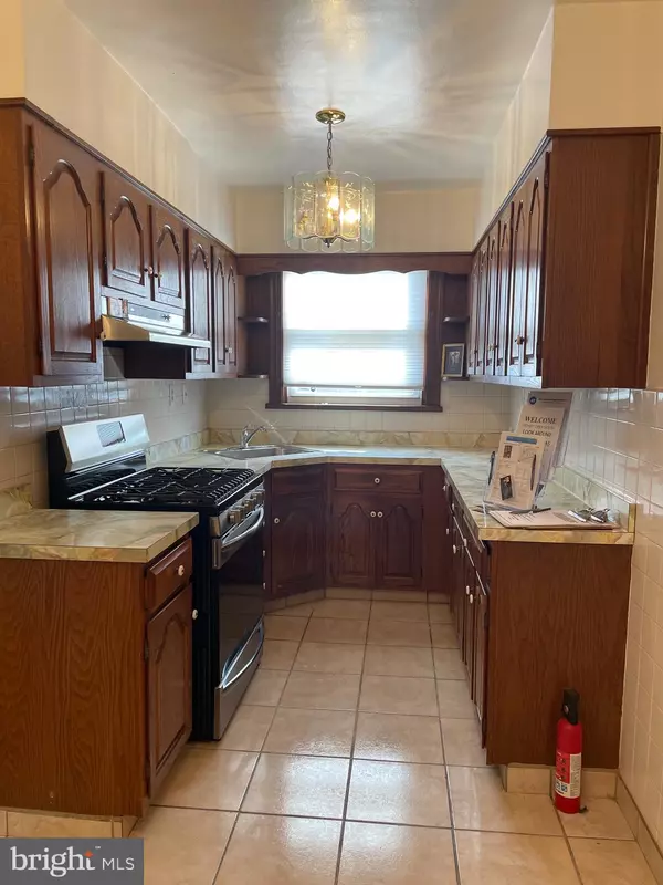 Philadelphia, PA 19149,6111 CASTOR AVE