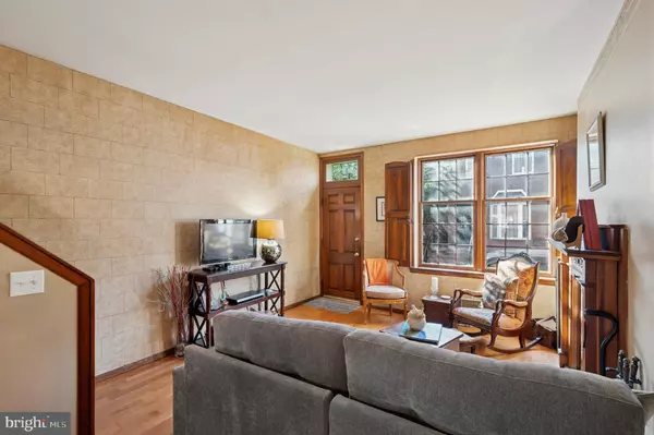 Philadelphia, PA 19145,2325 S LAMBERT ST