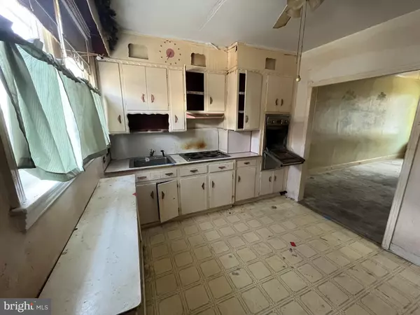 Philadelphia, PA 19134,2641 E MONMOUTH ST