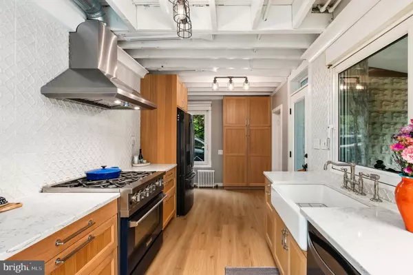 Chevy Chase, MD 20815,8809 JONES MILL RD