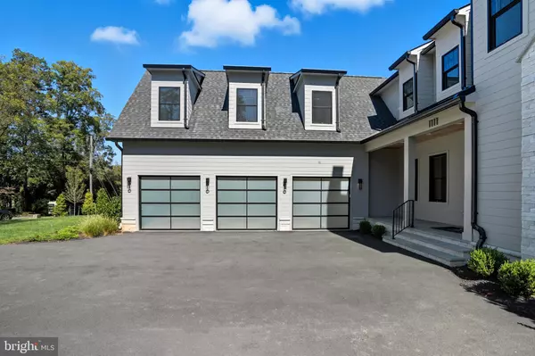 Mclean, VA 22101,1111 INGLESIDE AVE