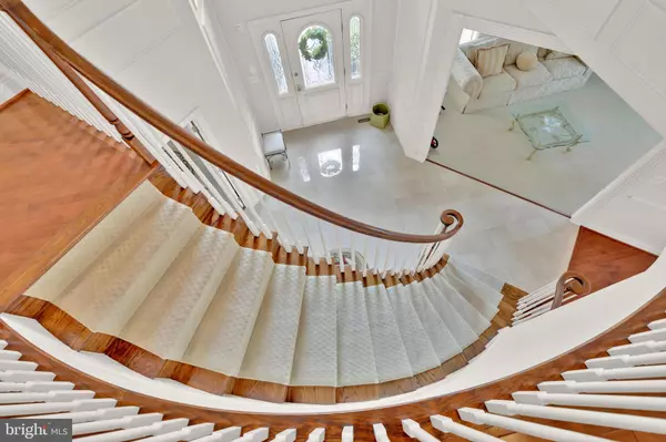 Ashburn, VA 20147,19685 STANFORD HALL PL