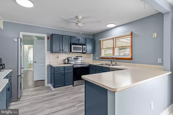 Levittown, PA 19056,5 HARP RD