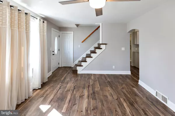 Bellmawr, NJ 08031,209 LAKE DR