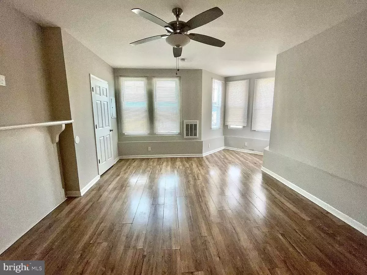 Philadelphia, PA 19139,5900 MARKET ST #3F