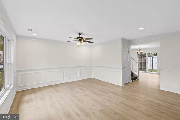 Landover, MD 20785,7724 SWAN TER