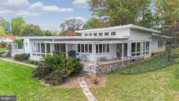 1924 APPLEWOOD CIR, Hagerstown, MD 21740