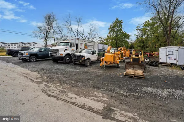 Phoenixville, PA 19460,901 TOWNSHIP LINE RD