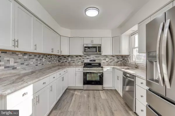 Clayton, NJ 08312,238 W CENTER ST