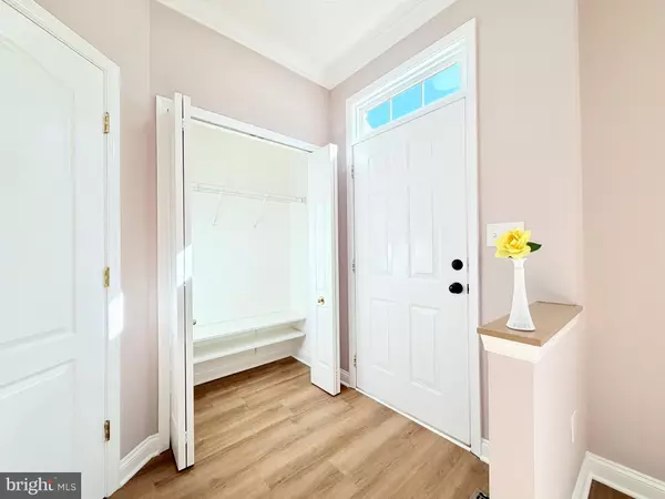 Woodstock, MD 21163,2208 MERION POND POND #62