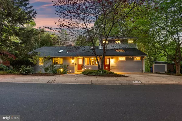 7111 BRAEBURN PL, Bethesda, MD 20817