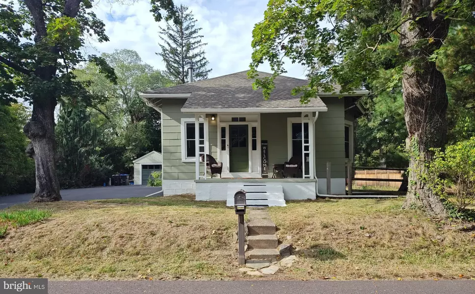 137 MATHEWS AVE, Doylestown, PA 18901