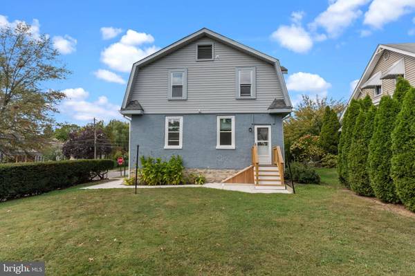 Glenside, PA 19038,449 ROSLYN AVE