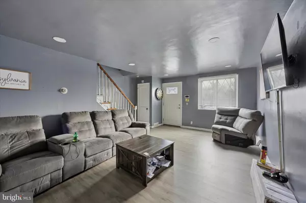 Folcroft, PA 19032,730 TAYLOR DR