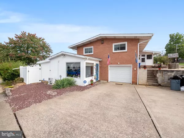 Emmaus, PA 18049,137 E HARRISON ST