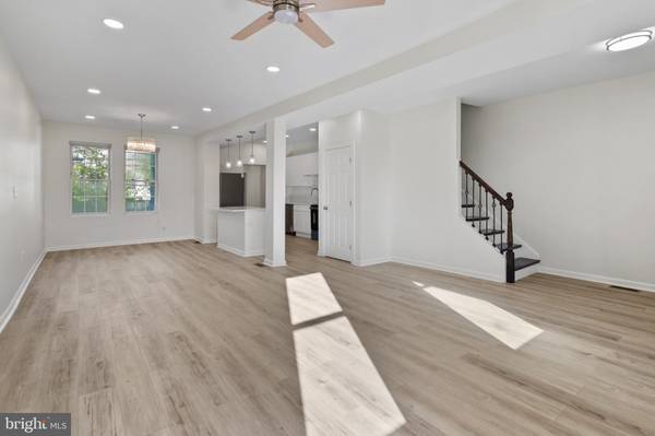 Baltimore, MD 21229,112 N HILTON ST