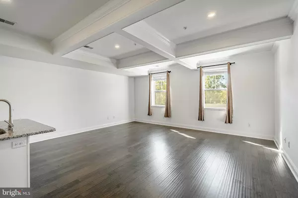 Conshohocken, PA 19428,117 COLWELL LN