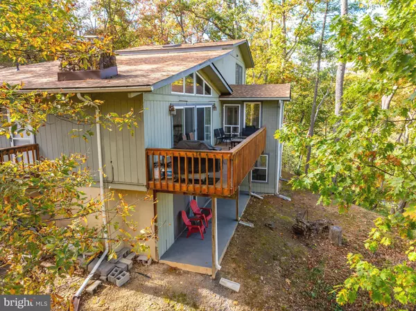 Basye, VA 22810,129 FAIRWAY DR